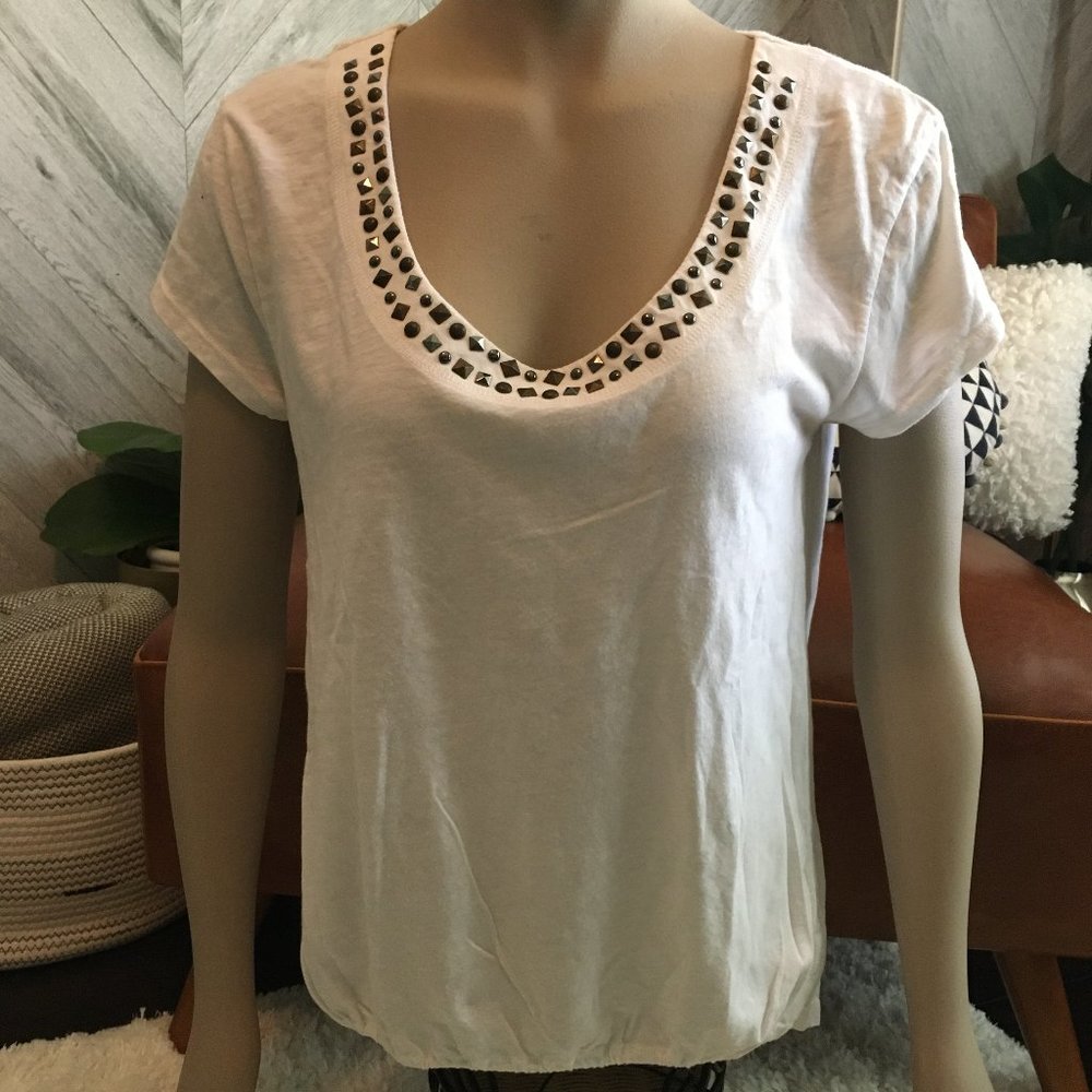 AMERICAN EAGLE STUDDED SCOOPNECK TOP